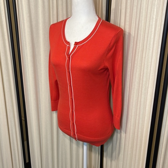 EUC- BANANA REPUBLIC ORANGE REDISH SOFT CARDIGAN SIZE SMALL - Picture 3 of 11